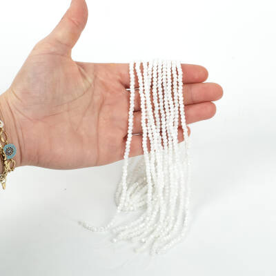 1 Dizi (130-135 Adet) - 3 mm Yassı Kristal Cam Boncuk Dizisi Mat Janjanlı Kar Beyaz Renk 1.Kalite - 1