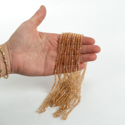 1 Dizi (130-135 Adet) - 3 mm Yassı Kristal Cam Boncuk Dizisi Şeffaf Janjanlı Bej Renk 1.Kalite - 3
