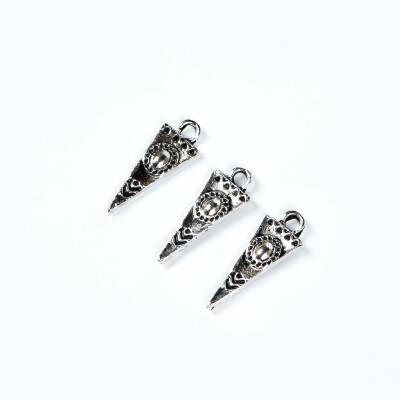 10 Adet - 19 mm Üçgen Desenli Metal Uç, Takı Malzemesi, Boyalı Gümüş Kaplama - 3