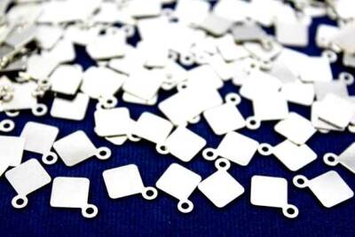 10 Adet - 7x7 Mm Kare Kulplu Nikel Kaplama Metal Pul, Takı Malzemesi, Pirinç Pul, 779n-düz - 1