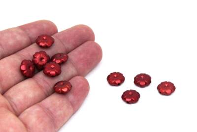 25 Gram - 11 mm Çiçek Desen Boncuk, Kırmızı Renk, Plastik Boncuk. 1. Kalite ( 25 Gram - 78-80 Adet ) - 1