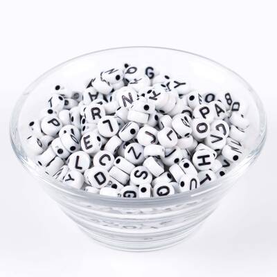 25 Gram - 7 mm Yassı Harf Boncuk, Beyaz Üzeri Siyah Harf Boncuk 1. Kalite. ( 25 Gram - 195-200 Adet ) - 3