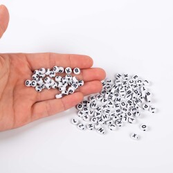 25 Gram - 7 mm Yassı Harf Boncuk, Beyaz Üzeri Siyah Harf Boncuk 1. Kalite. ( 25 Gram - 195-200 Adet ) - 2