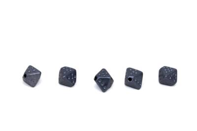 25 Gram - 7x9 mm Piramit Desen Boncuk, Füme Renk, Plastik Boncuk. 1. Kalite ( 25 Gram - 100-105 Adet ) - 2