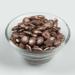 25 Gram - Karışık Deniz Ürünleri Figürlü Plastik Boncuk, Parlak Kahve Renkli ( 25 Gram - 73-76 Adet ) - 2