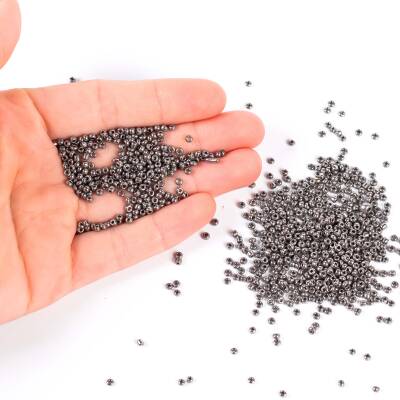 50 Gram, Küçük Boy Kum Boncuğu, 1.5 mm, Takı Yapım Boncuğu, Parlak Kaplama Gri Renk, K81 - 4