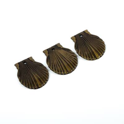 8 Adet - 30 mm Midye Desenli Metalize Uç, Antik Sarı Renk Metalize Boncuk - 4
